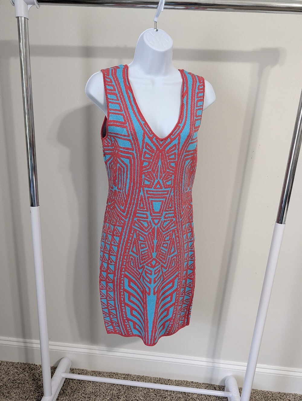 John + Jenn Coral & Turquoise V-Neck Geometric Knit Mini Dress